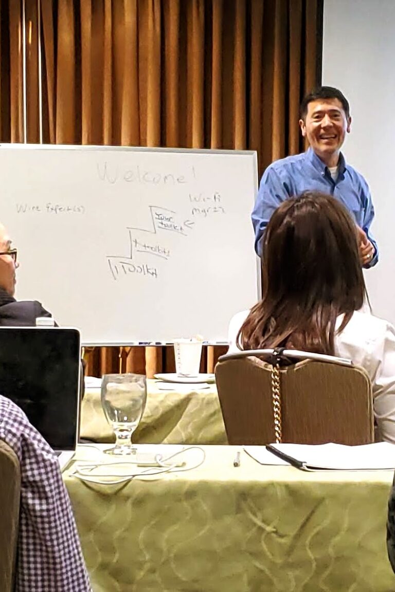 Michael Neuendorff teaching at the CEC in-person seminar.